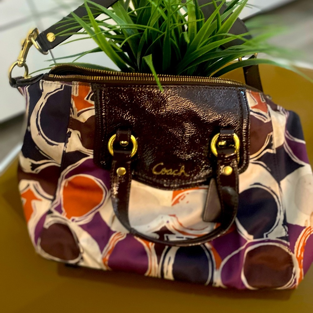 Coach shoulder bag